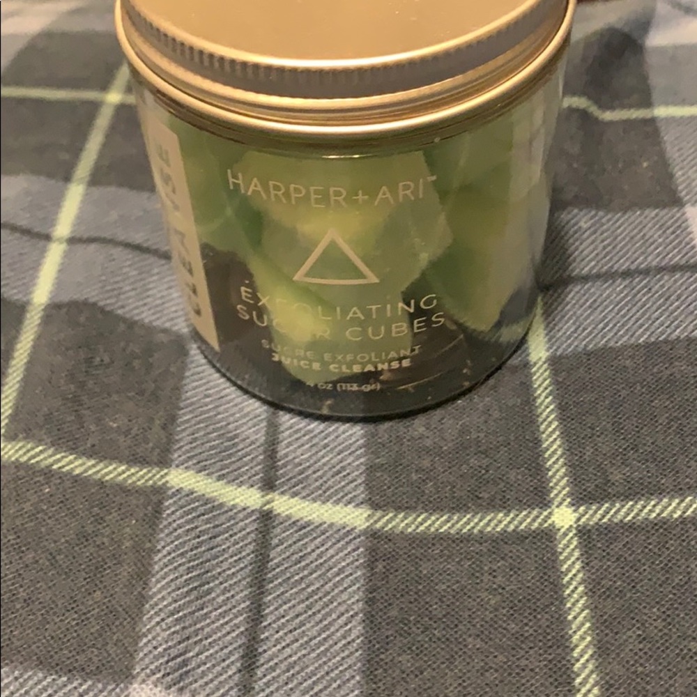 Exfoliating Sugar Cubes by Harper + Ari